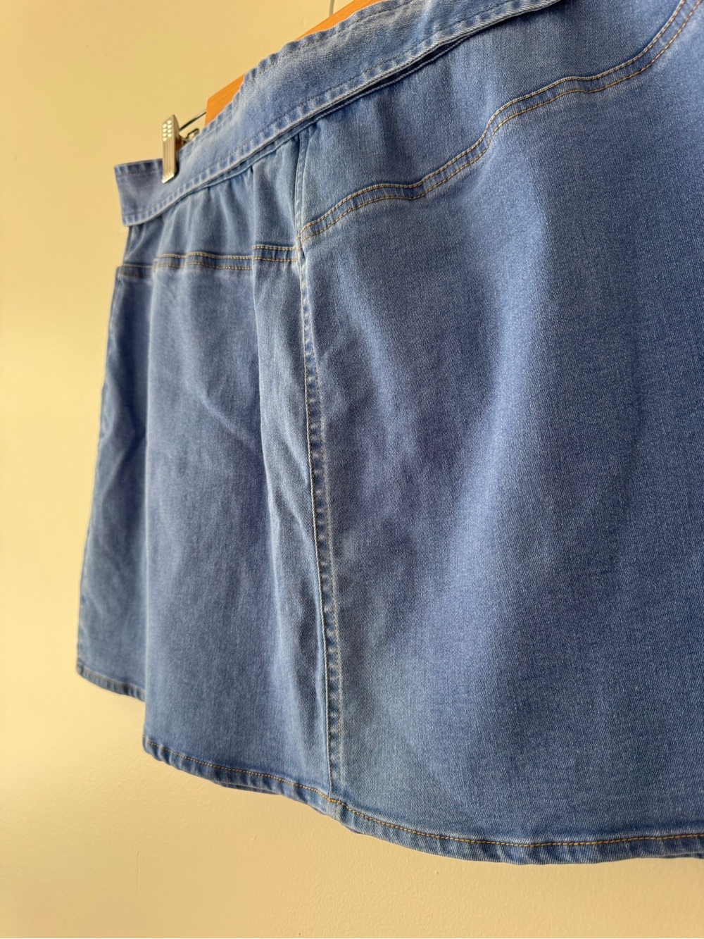 TUCKERNUCK Carver Belted Mini Skirt XL - Picture 5 of 9